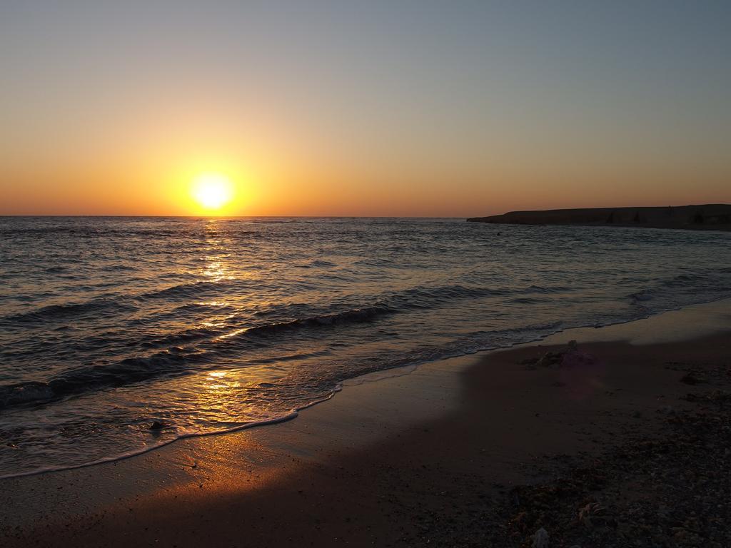 Roots Red Sea El Qoseir Exterior foto