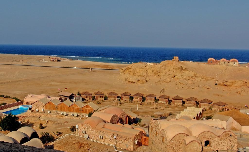 Roots Red Sea El Qoseir Exterior foto
